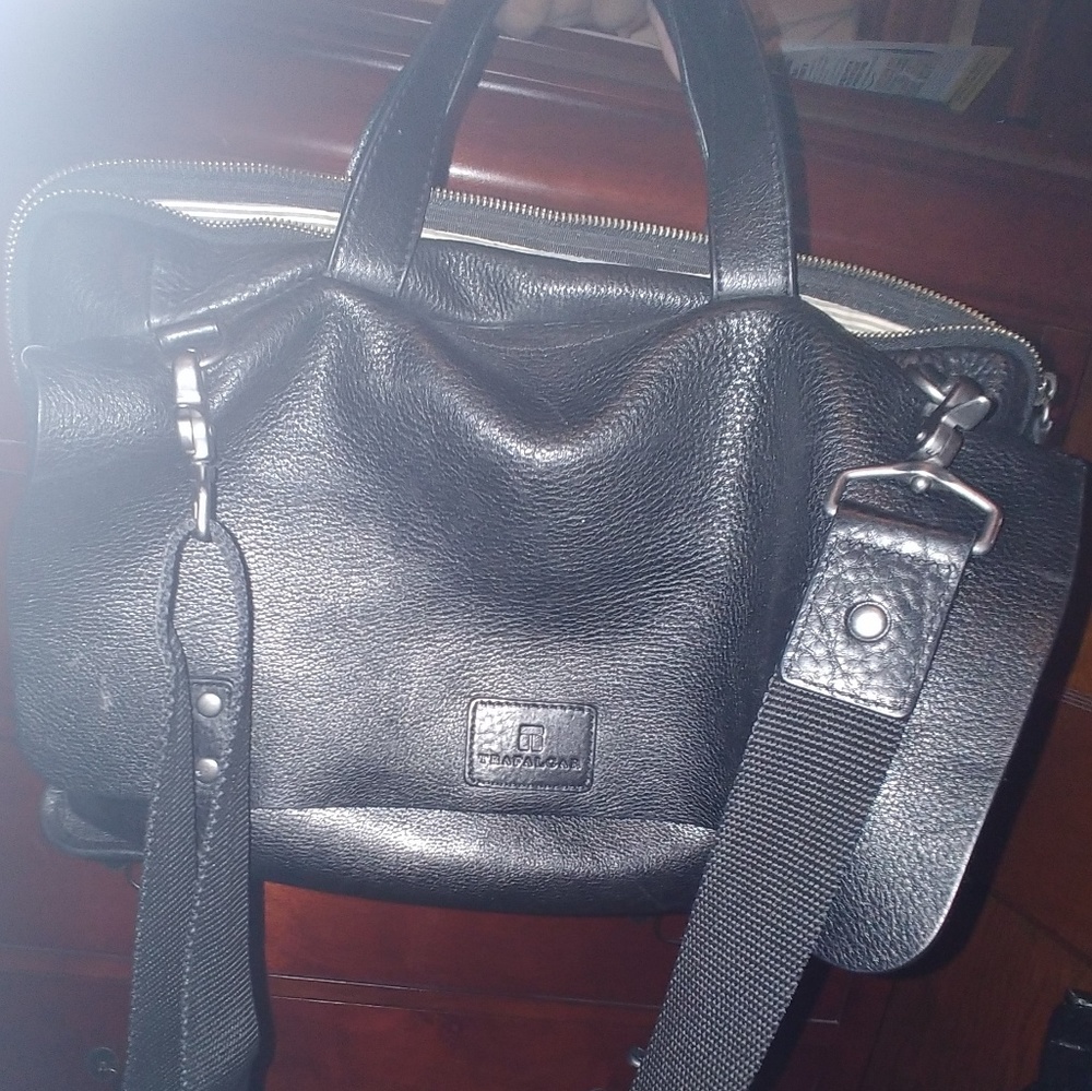 Trafalgar mens Murray Hill Messenger bag